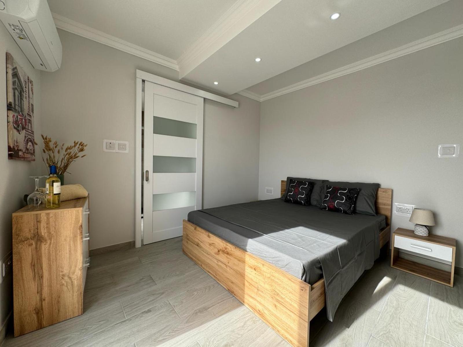 Luxury & Modern Two Bedroom Marsaskala Apartment Exterior foto
